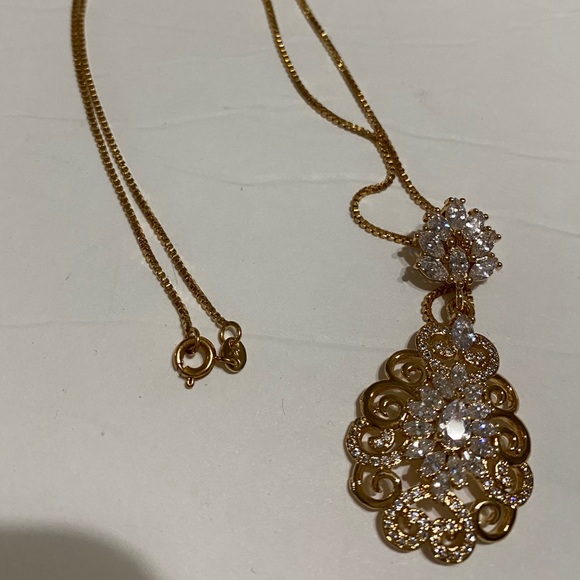 New necklace - Picture 5 of 5